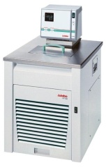 Охлаждающий циркуляционный термостат Julabo HighTech FP50-HE